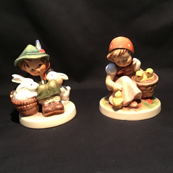 Vintage Goebel Hummel Figurines  “PLAYMATES & CHICK GIRL ‘ - Picture 2 of 7